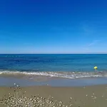 Ilias 度假居