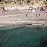 Ilias 度假居 *