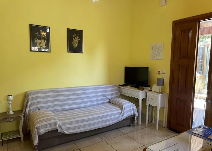 Semesterbostad Ilias *