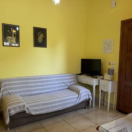 בית נופש Ilias *